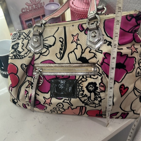 Coach Poppy graphic Large Petal Print purse EUC - Picture 14 of 16